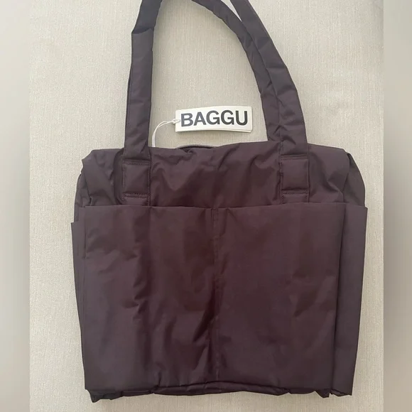 Baggu Small Cloud Carry On Bag Chocolate Plum - Picture 1 of 3